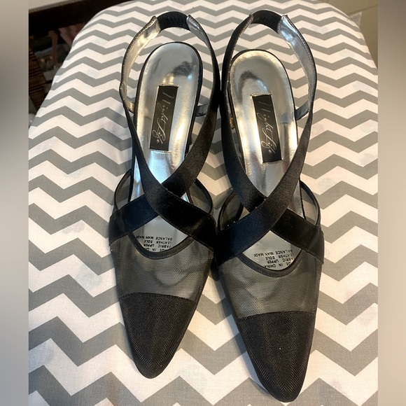 Black Evening Shoes - Picture 1 of 4